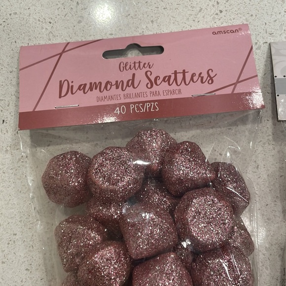 2 packs of glitter scatters - Picture 2 of 4